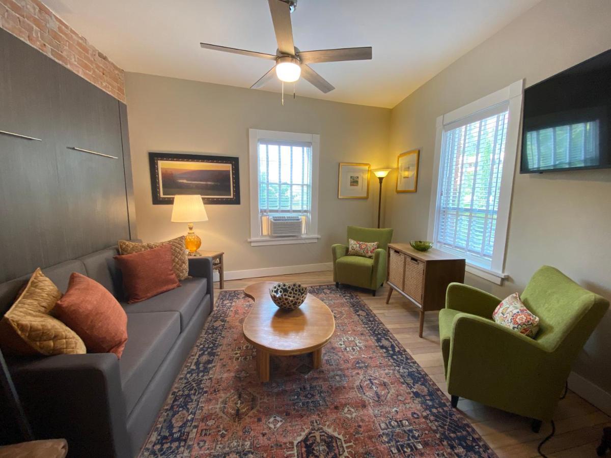 Bisbee Brownstone Suites Exterior foto